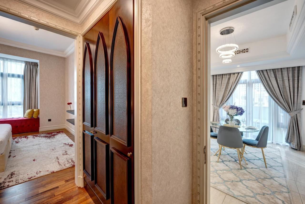 Durrani Homes - Unique Garden Apt At Souk Al Bahar Besides Dubai Mall & Burjkhalifa With Private Jaccuzi المظهر الخارجي الصورة